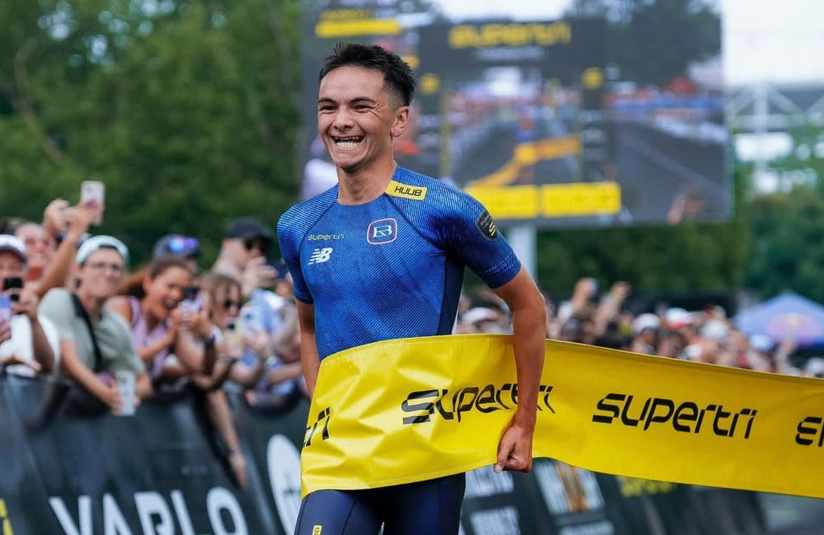 Campeão olímpico retorna ao triathlon e domina em Toronto