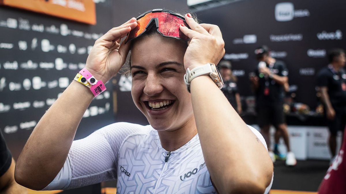 Interview: Pietra Meneghini, jovem e focada na Longa Distância