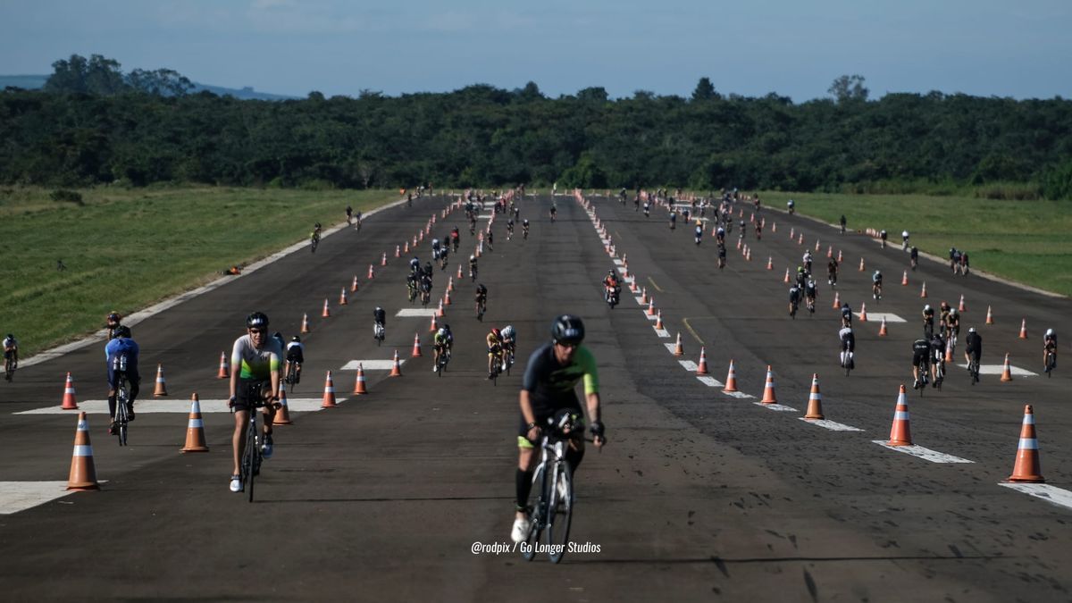 BLUE LONG DISTANCE agita o fim de semana