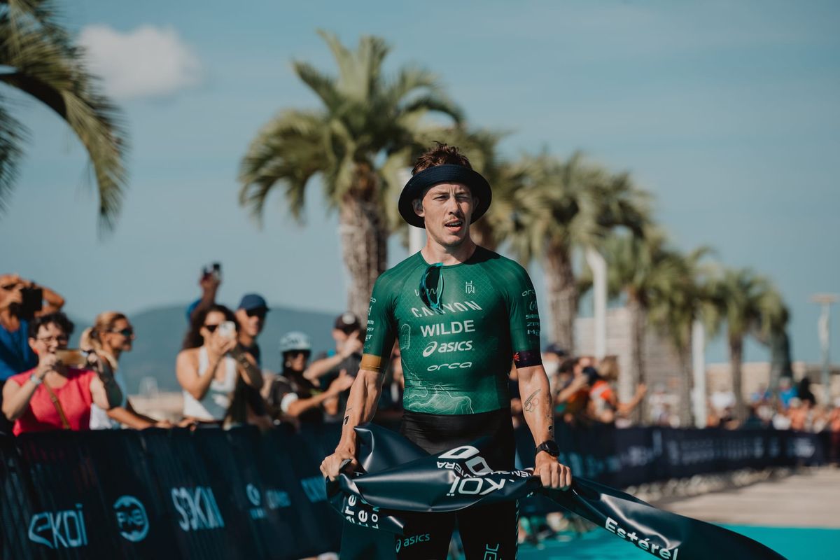 Hayden Wilde vence o T100 French Riviera menos de uma semana da conquista do mundial de IM 70.3