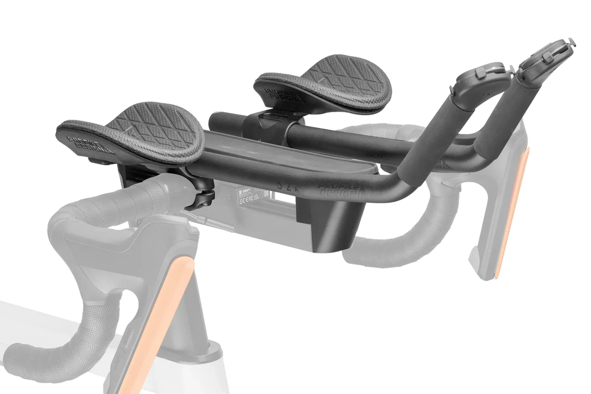 Zwift Ride agora com aerobars para triatletas