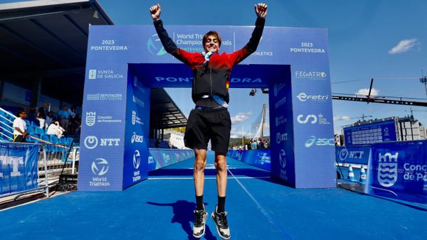 Jovem triatleta espanhol permanece estável dentro da gravidade do caso