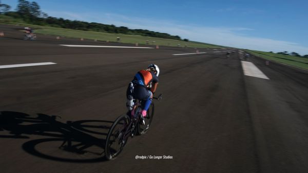 Blue Long Distance: Galeria de Fotos