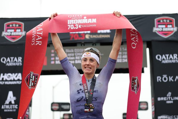 Sam Long e Lucy Charles vencem o 70.3 Eagleman