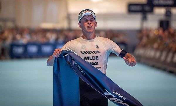 Hayden Wilde vence em um dos maiores retornos ao esporte