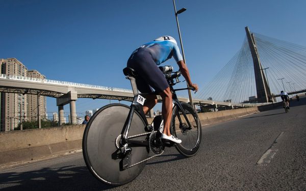 Djenyfer e Messias dominam o Ironman 70.3 São Paulo