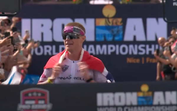 Casper Stones é o novo campeão mundial do Ironman em domínio norueguês