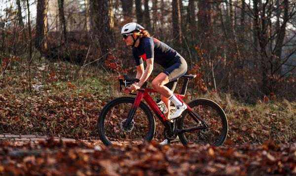 Maya Kingma troca triathlon pelo ciclismo