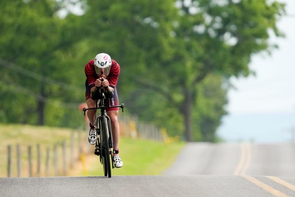 West e Alexander vencem o inaugural 70.3 Northern California; Sanders retorna