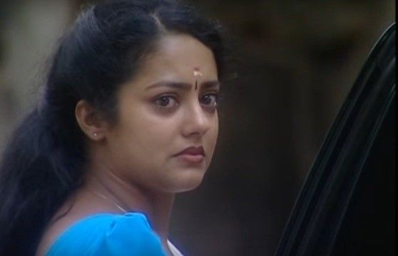 നടി രേഖാ മേനോന്‍ മരിച്ച നിലയില്‍