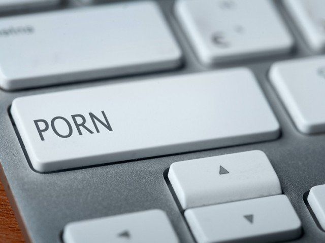 നിരോധിച്ചിട്ടും പുല്ലുവില; പോൺ സൈറ്റുകളിൽ തള്ളിക്കയറി ഇന്ത്യക്കാർ