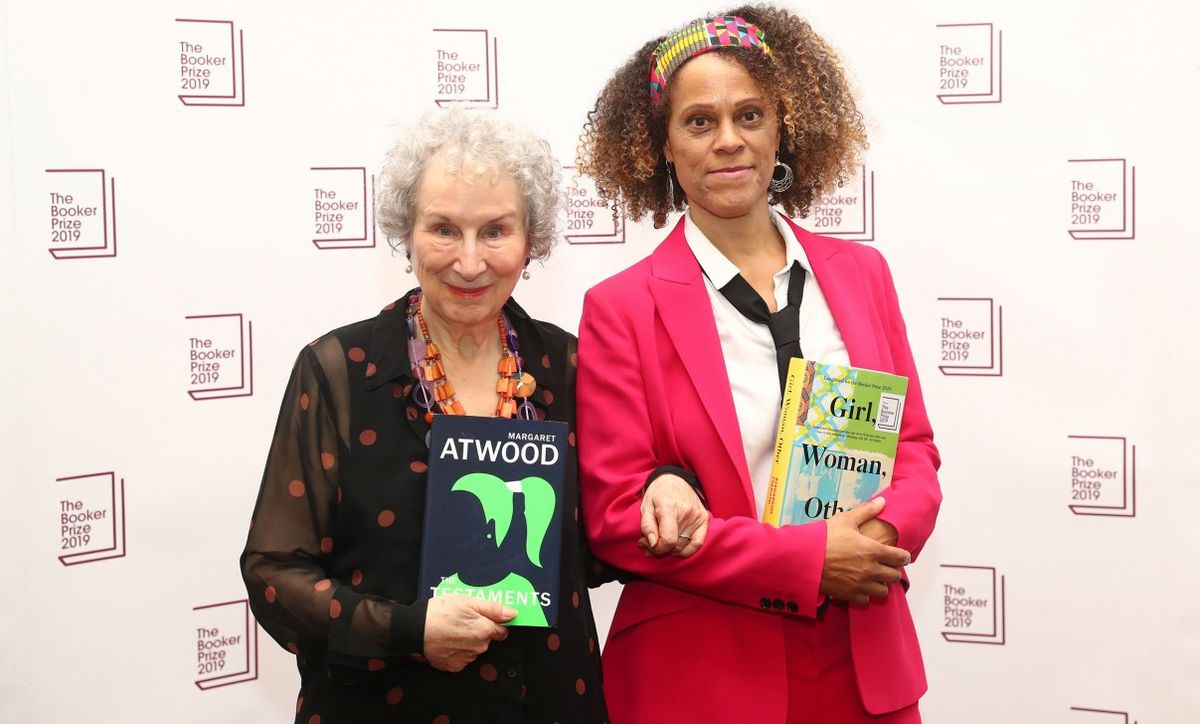 ഈ വര്‍ഷത്തെ ബുക്കര്‍ പുരസ്കാരം പങ്കിട്ട് രണ്ട് വനിതകള്‍