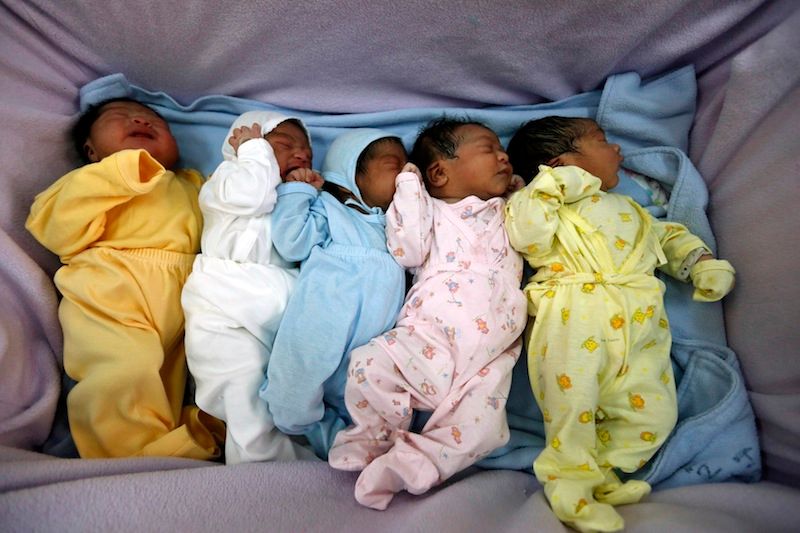 കുട്ടികളെ വില്‍ക്കുന്ന സംഘം പിടിയില്‍