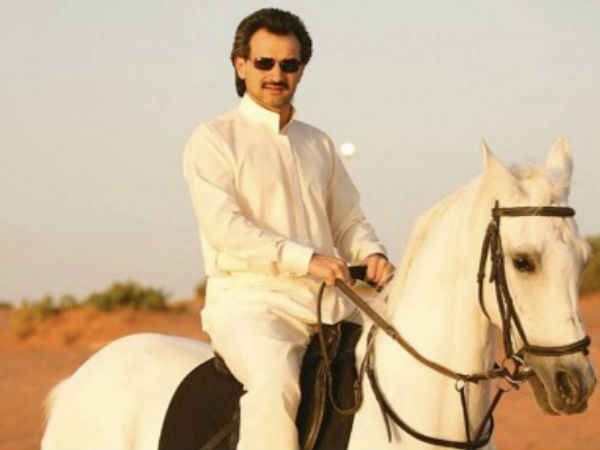 ആഡംബരമെന്നൊക്കെ പറഞ്ഞാല്‍ ദാ ഇതാണ് !; സൗദി രാജകുമാരന്റെ ആഡംബരവിമാനത്തിലെ സൗകര്യങ്ങള്‍ കേട്ടാല്‍ ഞെട്ടും