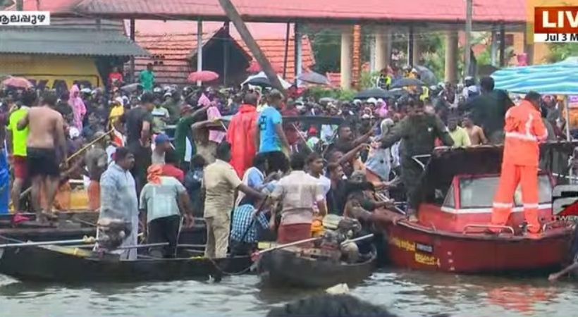 ചമ്പക്കുളം മൂലം വള്ളംകളി മത്സരത്തിനിടെ വള്ളം മറിഞ്ഞു: രക്ഷാപ്രവർത്തനം പുരോഗമിക്കുന്നു
