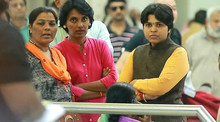 മഹാരാഷ്ട്രയില്‍ ശനി ശിംഘ്‌നാപൂര്‍ ക്ഷേത്രത്തില്‍ 400 കൊല്ലം പഴക്കമുള്ള ആചാരം തിരുത്തിയവള്‍; ആരാണ് തൃപ്തി ദേശായി?