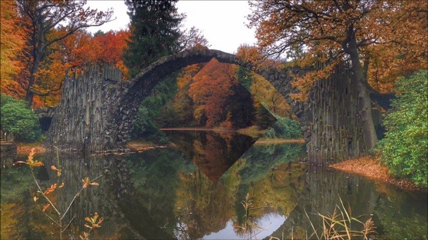 ചെകുത്താന്‍ പണികഴിപ്പിച്ച പാലം