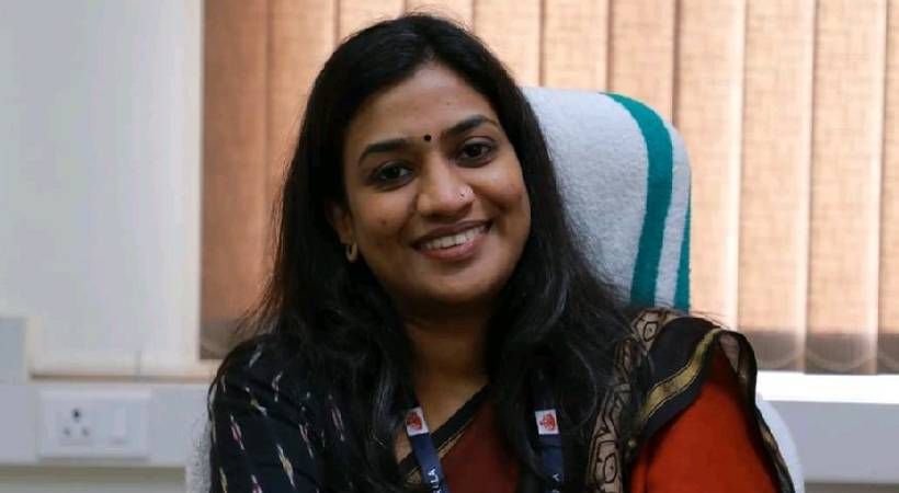 ചിത്ര. എസ് പാലക്കാട്‌ കളക്റ്റർ