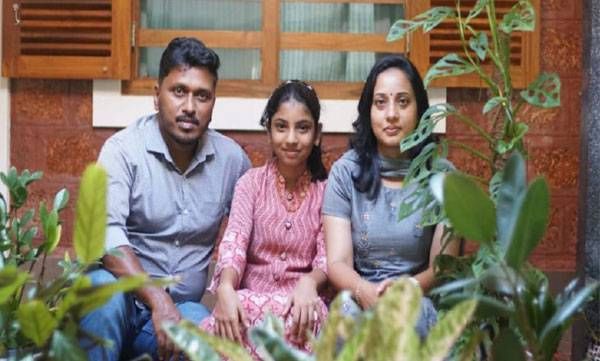 മലയാളി കുടുംബം കർണാടകയിലെ റിസോർട്ടിൽ മരിച്ച നിലയിൽ, മകളെ കൊന്ന് ജീവനൊടുക്കിയെന്ന് പൊലീസ്