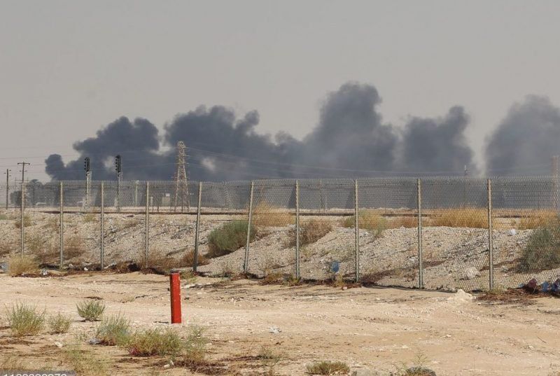 സൗദി എണ്ണ ഉത്പാദനം പകുതിയായി കുറച്ചു; ഇന്ത്യയില്‍ പെട്രോള്‍ വില ഉയർന്നേക്കും