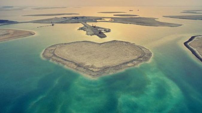 ദുബായുടെ ഹൃദയം കവരാന്‍ ‘ഹൃദയ ദ്വീപ്’ഒരുങ്ങുന്നു.