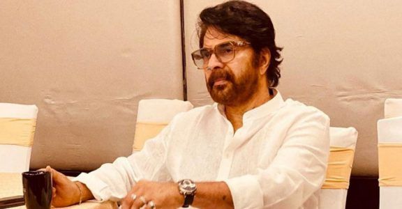 ആറാമതും മികച്ച നടൻ: പുരസ്‍കാര നിറവില്‍ മമ്മൂട്ടി