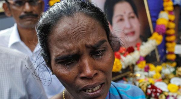 ജയലളിതയുടെ മരണത്തില്‍ മനംനൊന്ത് മരിച്ചവരുടെ എണ്ണം 77