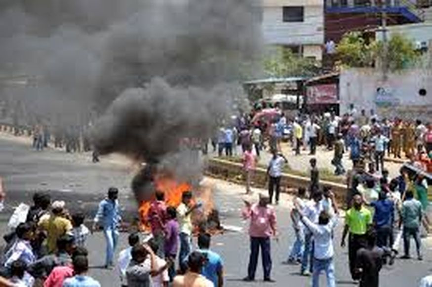 കാവേരി നദീജല തര്‍ക്കത്തില്‍ പ്രതിഷേധം ആളിക്കത്തുന്നു; ഓണത്തിന് നാട്ടിലെത്താനാകാതെ ബാംഗ്ലൂര്‍ മലയാളികള്‍