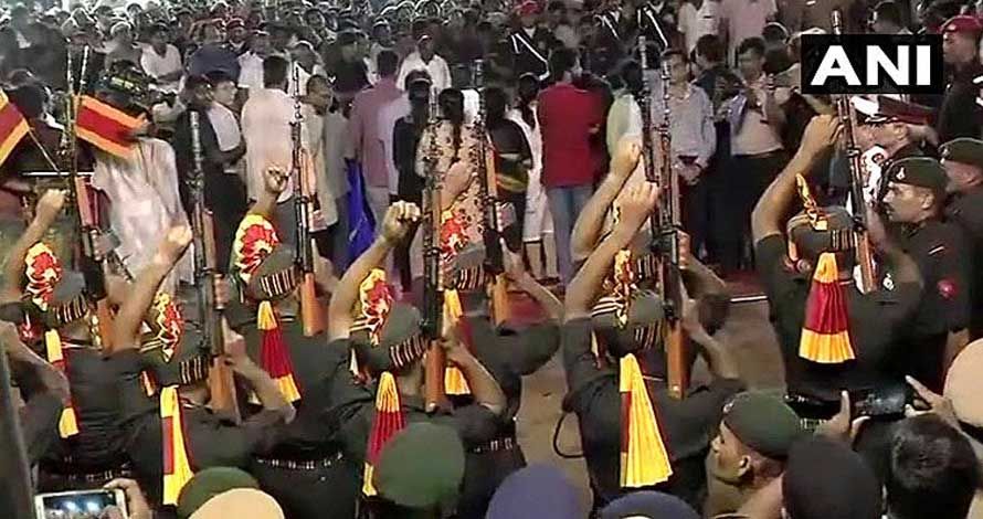 കലൈഞ്ജര്‍ക്ക് തമിഴ്മക്കള്‍ വിട ചൊല്ലി