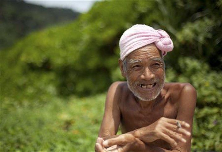 ഒരു മനുഷ്യനെ പോലും കാണാതെ ഒറ്റയ്ക്കൊരു ദ്വീപില്‍ നാഗസാക്കിയെന്ന ഈ 82-കാരന്‍ താമസിച്ചത് 29 വര്ഷം