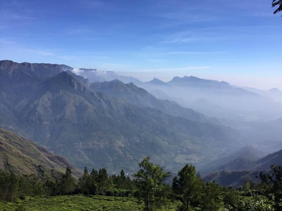 മൂന്നാർ എന്ന ഭൂമിയിലെ സ്വർഗത്തിലേക്ക്!