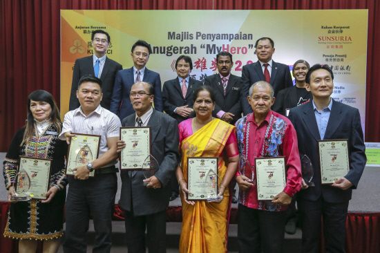 ഇവരാണ്  മനുഷ്യത്വത്തിന്‍റെ ആ മലേഷ്യന്‍ മുഖങ്ങള്‍