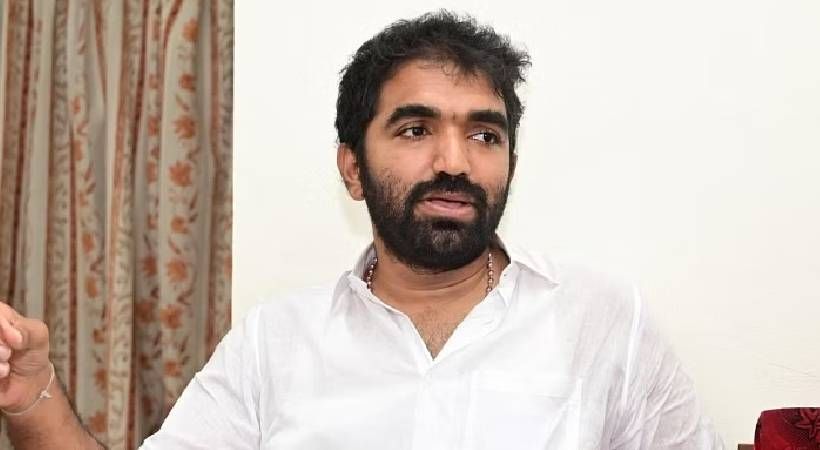 പുതുപ്പള്ളിയില്‍ ചാണ്ടി ഉമ്മന്‍ യുഡിഎഫ് സ്ഥാനാര്‍ത്ഥി