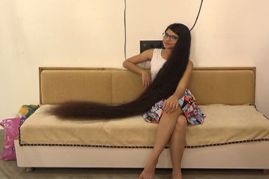 നീണ്ട മുടിയുമായി നിലൻഷി ഗിന്നസ് ബുക്കിൽ