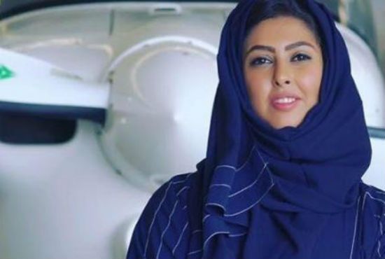 സൗദി അറേബ്യയില്‍ ഇനി വനിതാ പൈലറ്റും; സൗദിയുടെ ആദ്യ വനിതാ പൈലറ്റായി യാസ്മിന്‍ അല്‍ മൈമനി
