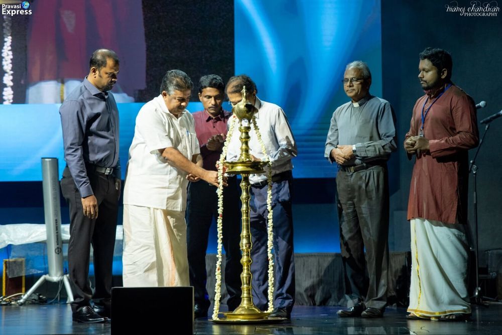 സിംഗപ്പൂര്‍ പ്രവാസി എക്സ്പ്രസ് അവാര്‍ഡുകള്‍ വിതരണം ചെയ്തു