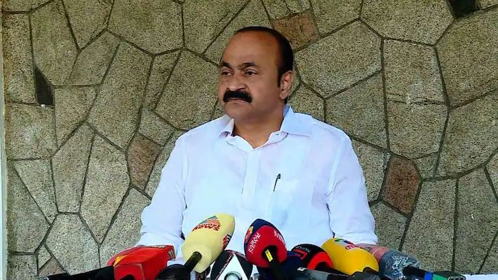 സജി ചെറിയാന്റെ സത്യപ്രതിജ്ഞ; പ്രതിപക്ഷം ബഹിഷ്‌കരിക്കുമെന്ന് വിഡി സതീശൻ