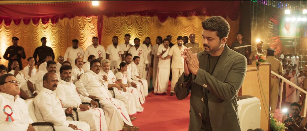 തമിഴ് രാഷ്ട്രീയത്തെ ചൂട് പിടിപ്പിക്കുന്ന 'സർക്കാർ