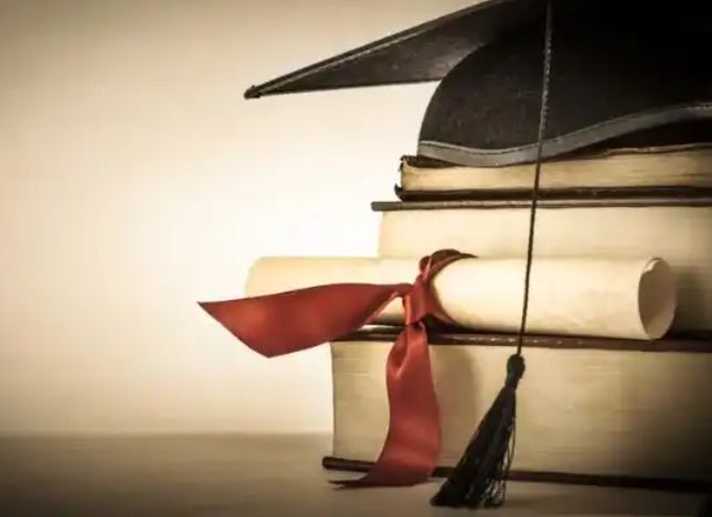 സ്കോളർഷിപ്പുകൾ നിർത്തലാക്കാൻ യുഎസ്; വിദ്യാർഥികൾ ആശങ്കയിൽ