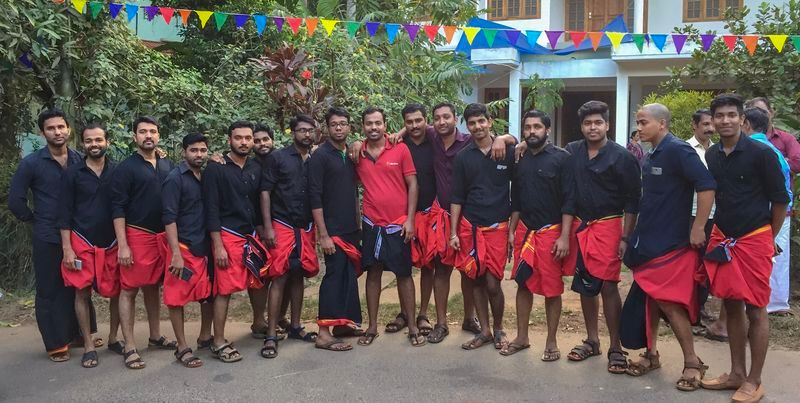 ഷാജിപ്പാപ്പന്റെ 'ആട്‌ മുണ്ടുകൾ' നാടെങ്ങും സൂപ്പര്‍ ഹിറ്റ്‌