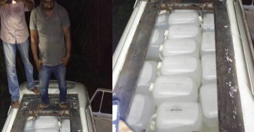 വാളയാറിൽ ആഡംബര വാനുകളിൽ സ്പിരിറ്റ് കടത്ത്