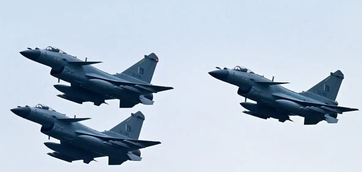 ഫൈറ്റർ ജെറ്റുകൾ കൂടുതൽ നൽകാൻ ചൈന: ഇവ പാകിസ്താൻ നേരത്തെ ഇന്ത്യക്കെതിരെ ഉപയോഗിച്ചതെന്ന് പെന്റഗൺ റിപ്പോർട്ട്