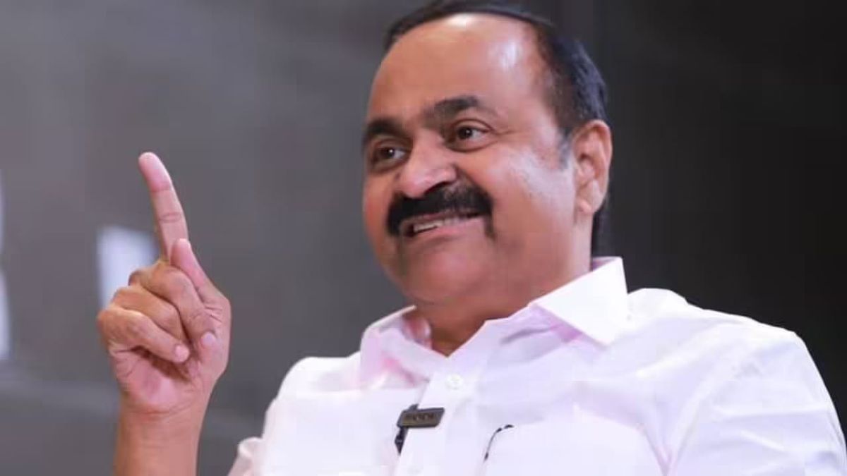 ആഭ്യന്തരം മുഖ്യമന്ത്രിയ്ക്ക് തന്നെ? രമേശ് ചെന്നിത്തലയ്ക്ക് ധനവകുപ്പ് പരി​ഗണനയിൽ