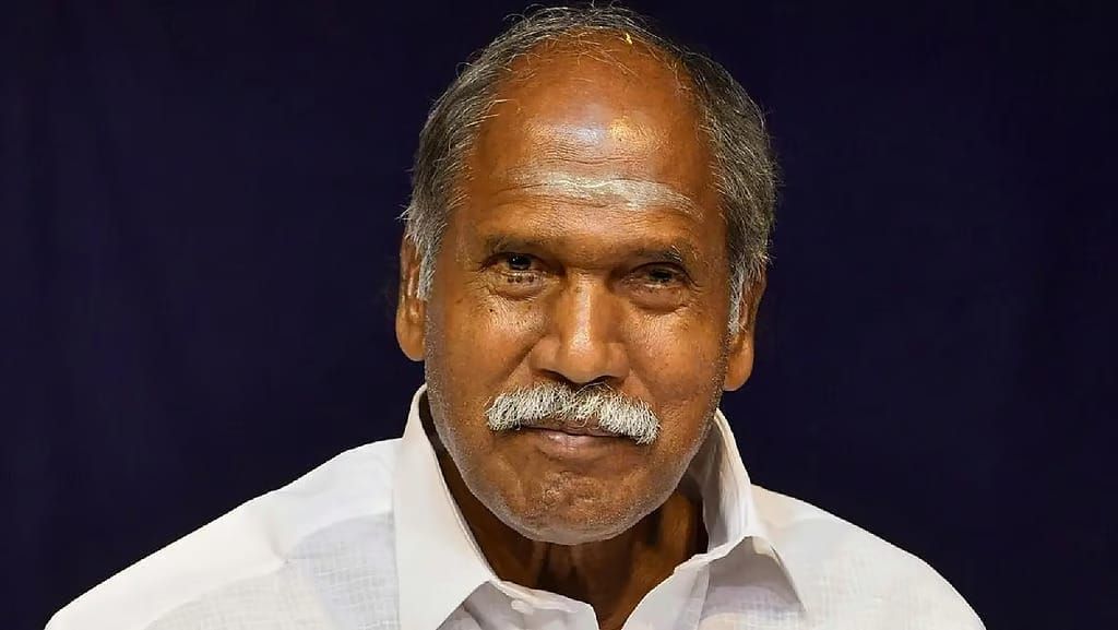 Rangasamy takes oath as Puducherry CM for 5th time
