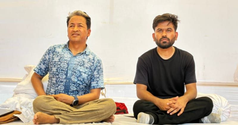 Sonam Wangchuk joins CJP protest, begins hunger strike at Jantar Mantar