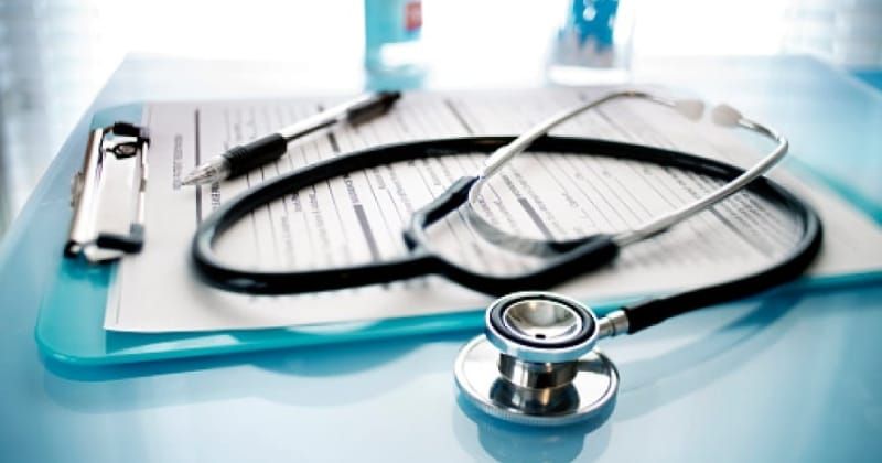 മെഡിക്കൽ വിദ്യാർഥികൾക്ക് ആശ്വാസം; എംബിബിഎസ് ഫീസ് ഇനി നാലര വർഷത്തേക്ക് മാത്രം