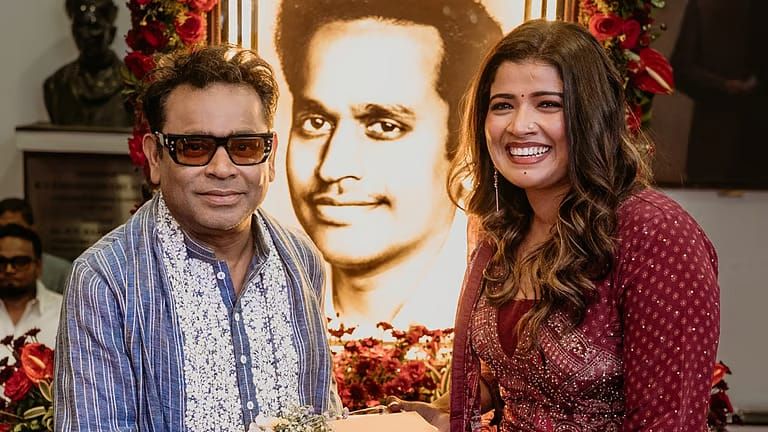 'രാമായണ'യിൽ പാടി അമൃത സുരേഷ്, വരികൾ വിനായക് ശശികുമാർ