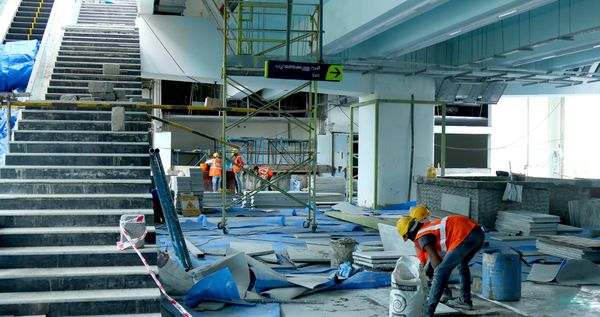 കൊച്ചി മെട്രോ കളമശ്ശേരി സ്റ്റേഷന്‍ പണി പൂര്‍ത്തീകരണത്തലേക്ക്. ചിത്രങ്ങള്‍ കാണാം