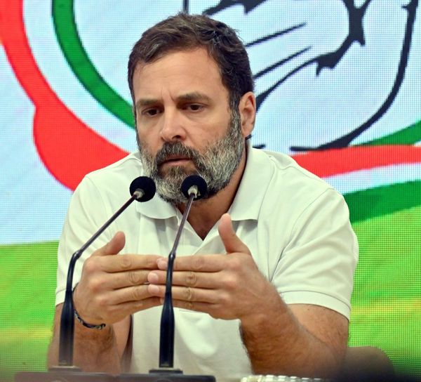 രാഹുൽ ഗാന്ധി വീണ്ടും എംപി; ലോക്‌സഭാംഗത്വം പുനഃസ്ഥാപിച്ചു