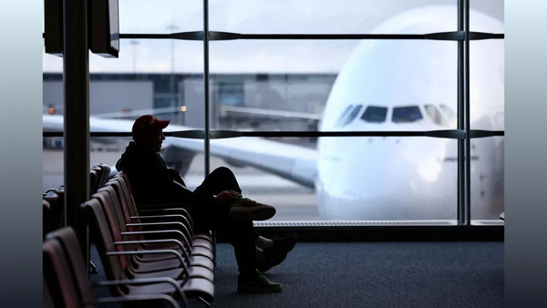 കനത്ത മഴ; ഡൽഹിയിൽ 300 ഫ്ലൈറ്റുകൾ വൈകും